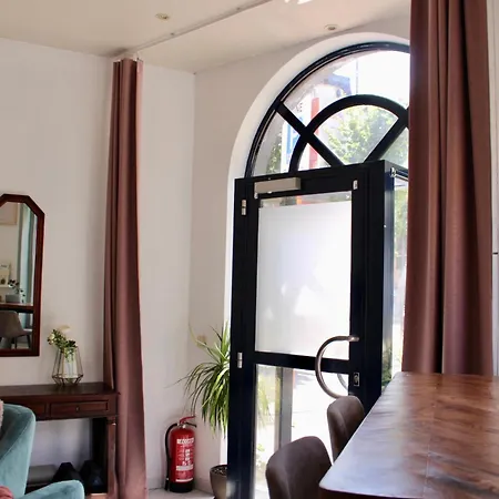 招待所 Cozy Private 3*