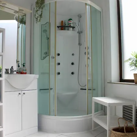 Cozy Private 3* Gent